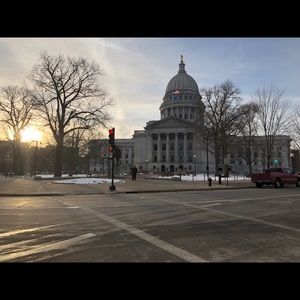 Meet your Posher, Wing